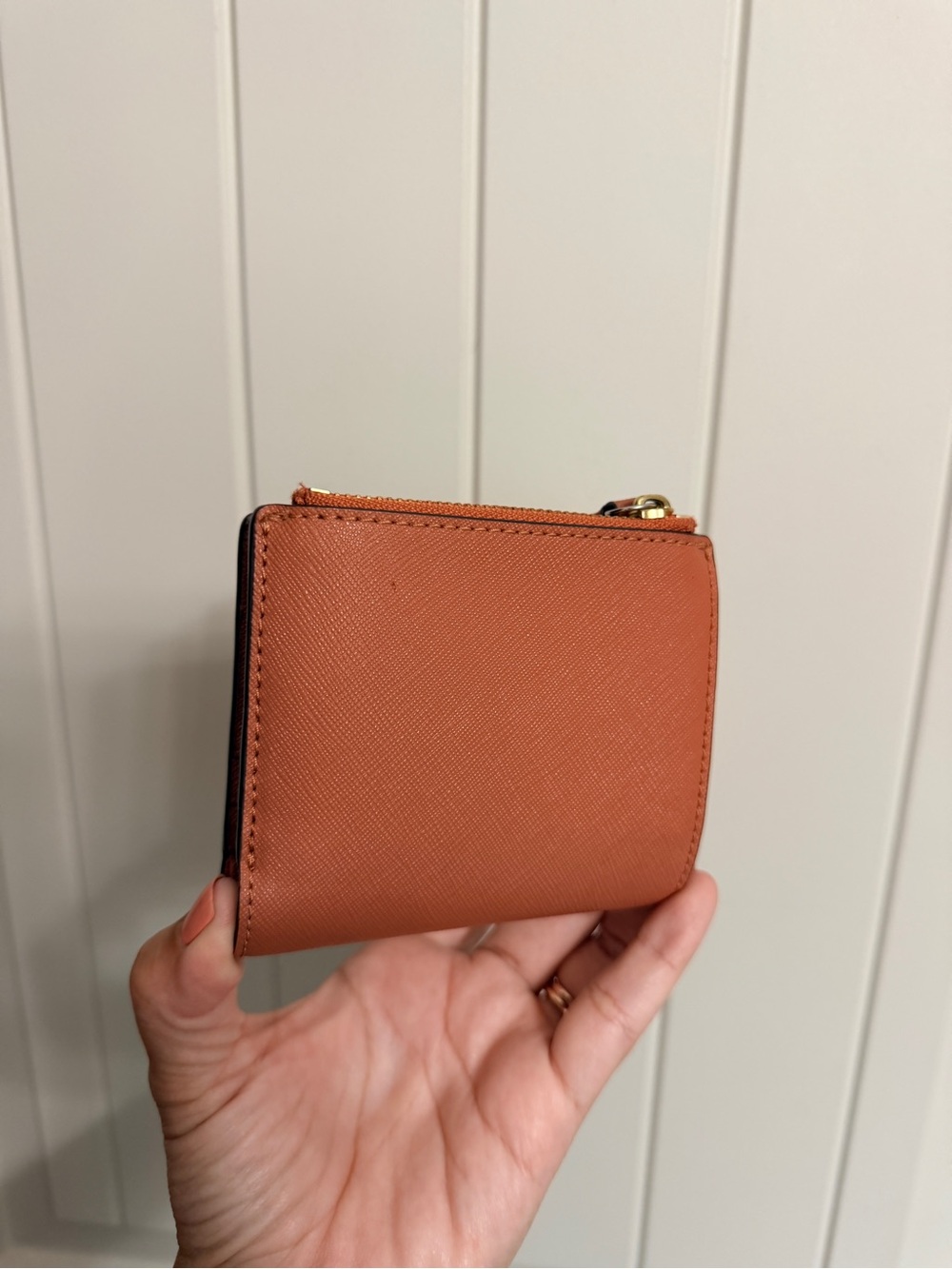 Tory Burch Compact Wallet - Picture 4 of 5